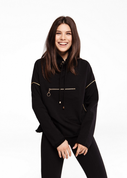 Певица Мишель Андраде снялась в fashion story для известного украинского бренда